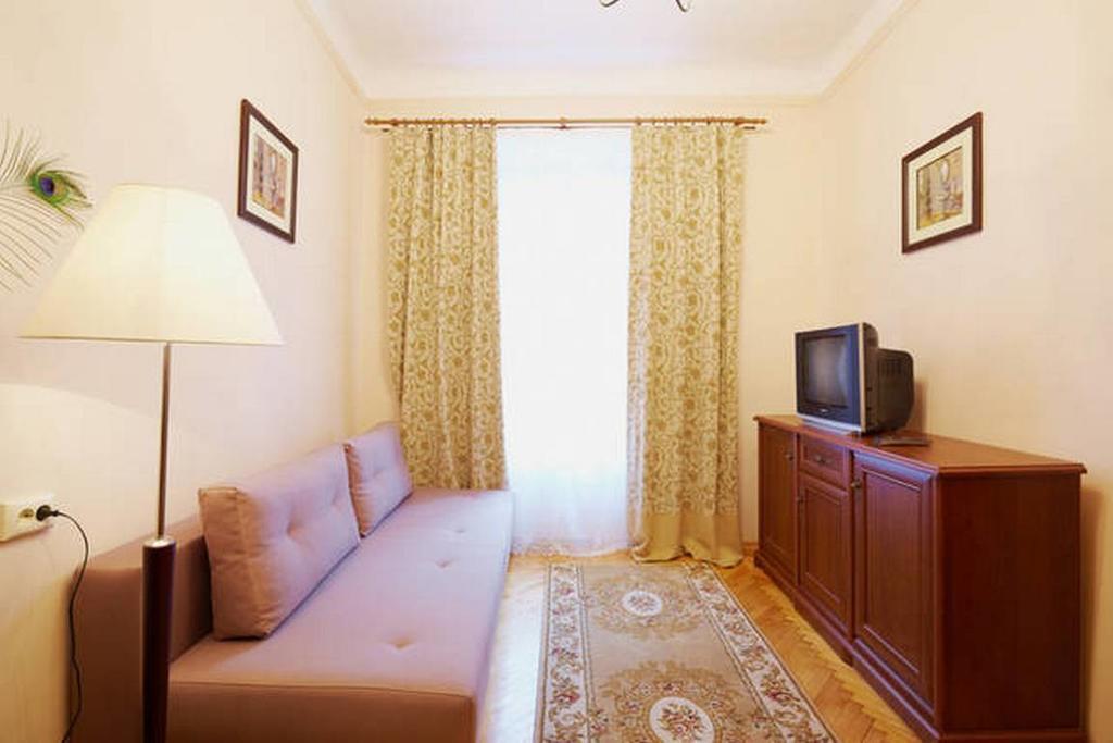 Pylnykarska 6 Apartment Lviv Ngoại thất bức ảnh